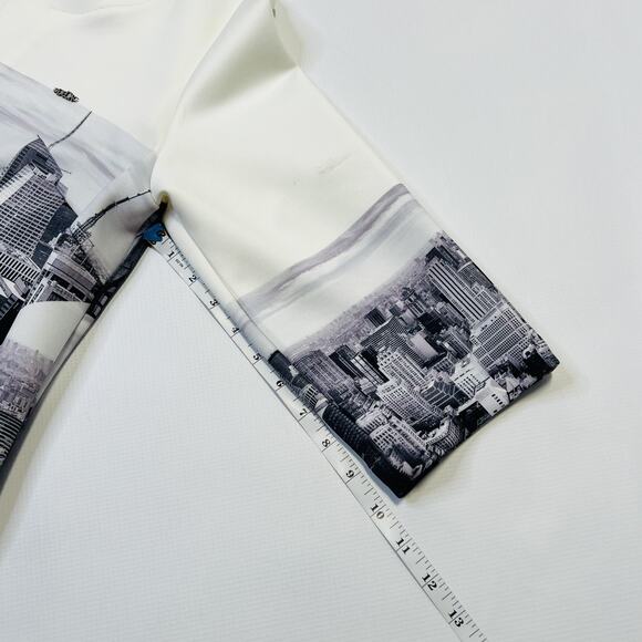 Deca Jacket Womens Large White Black Cityscape Print Graphic Tunic Urban Skyline - Picture 8 of 10